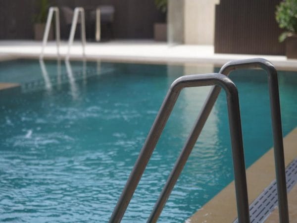 HEATED POOL 3